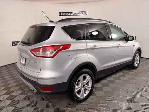 Used 2016 Ford Escape SE w/ Equipment Group 201A AWD/4WD image 6