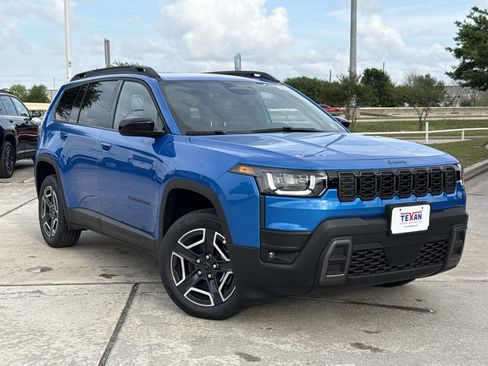 New 2026 Jeep Cherokee Laredo AWD/4WD image 2