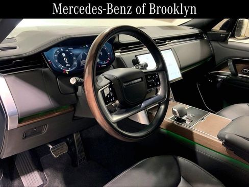 Used 2024 Land Rover Range Rover SE image 17