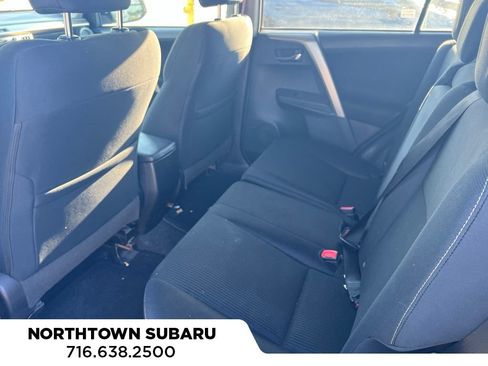 Used 2015 Toyota RAV4 XLE AWD/4WD image 3
