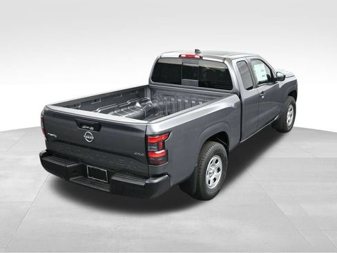 Used 2025 Nissan Frontier S AWD/4WD image 29
