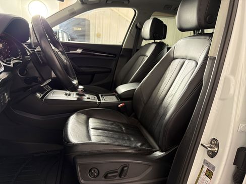 Used 2019 Audi Q5 2.0T Premium Plus w/ Premium Plus Package image 5