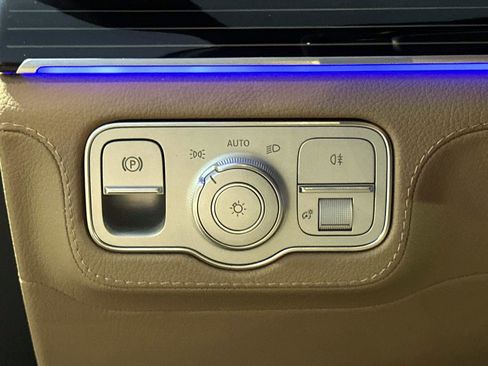 Certified 2024 Mercedes-Benz GLS 580 4MATIC image 30