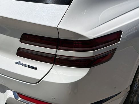 Used 2023 Genesis GV80 3.5T Prestige w/ Prestige Package AWD/4WD image 9