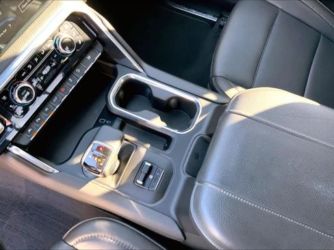 Certified 2023 GMC Sierra 1500 Denali w/ Technology Package image 15