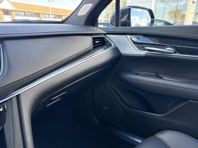Certified 2024 Cadillac XT5 Premium Luxury w/ LPO, Floor Liner Package AWD/4WD image 48