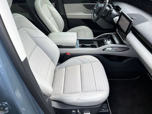 New 2026 Lincoln Nautilus Reserve w/ Jet Appearance Package AWD/4WD image 14