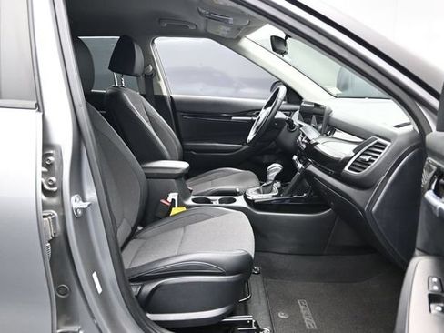 Used 2025 Kia Seltos S FWD image 23