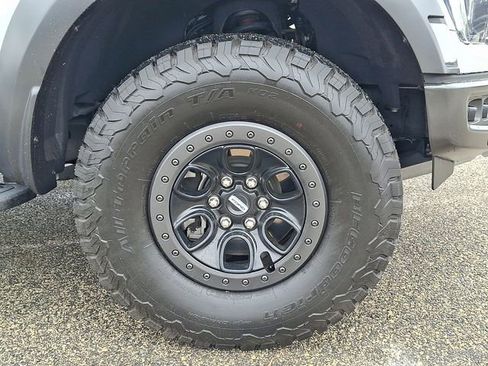 Used 2023 Ford F150 Raptor w/ Raptor Carbon Fiber Package AWD/4WD image 8