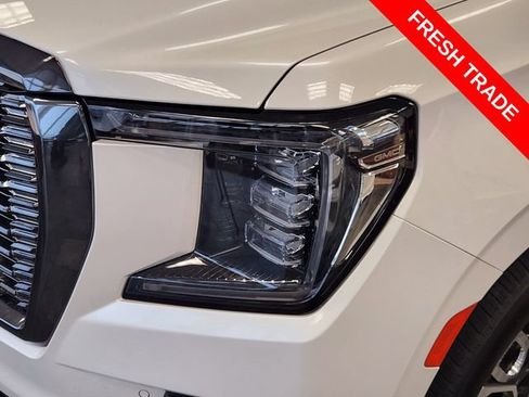 Used 2024 GMC Yukon XL Denali Ultimate AWD/4WD image 9