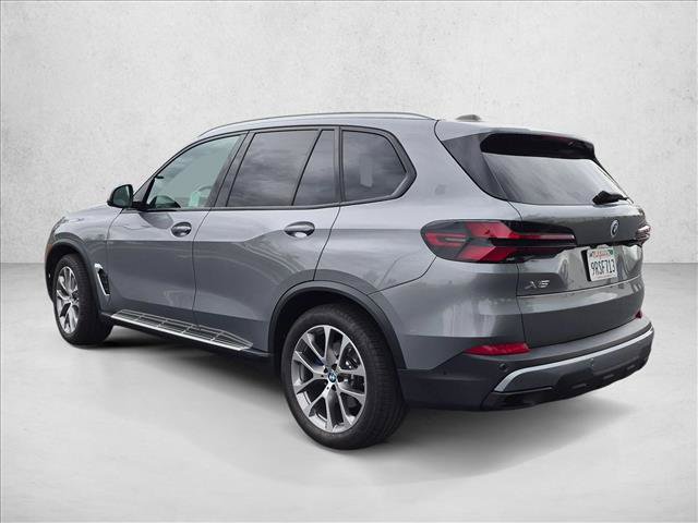 Used 2024 BMW X5 xDrive40i w/ Premium Package AWD/4WD image 8