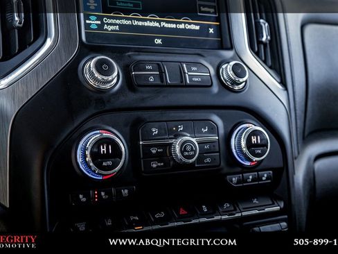 Used 2022 GMC Sierra 3500 Denali w/ Denali Ultimate Package image 28