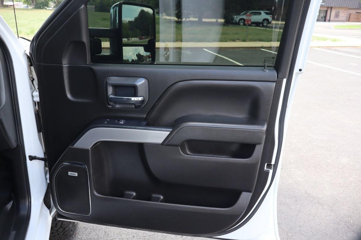 Used 2019 Chevrolet Silverado 2500 LTZ w/ Duramax Plus Package AWD/4WD image 25