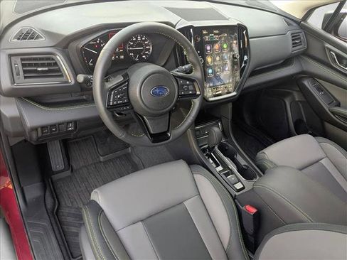 Used 2025 Subaru Ascent Onyx Edition image 3