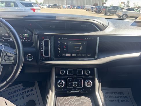 Used 2023 GMC Yukon Denali w/ Denali Reserve Package AWD/4WD image 10