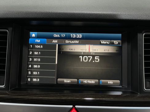 Used 2017 Genesis G80 3.8 w/ Option Group 02 image 23