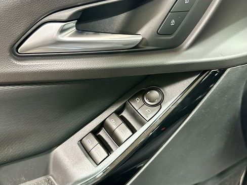 New 2026 Chevrolet Equinox LT w/ Safety and Technology Package FWD image 21