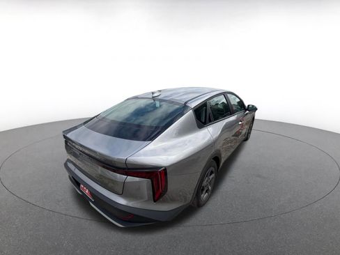 Used 2025 Kia K4 LXS image 6