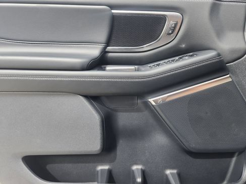 New 2026 Ford Expedition Platinum w/ Stealth Appearance Package AWD/4WD image 23