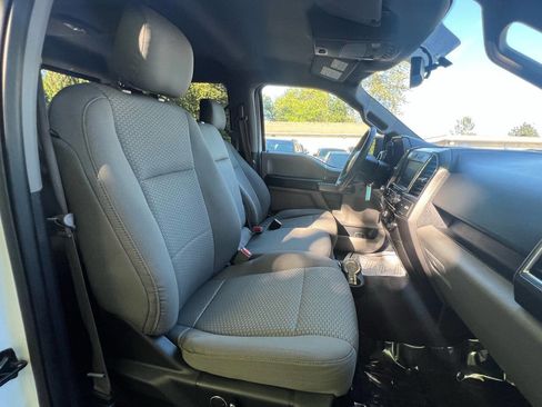 Used 2015 Ford F150 XLT w/ Equipment Group 302A Luxury AWD/4WD image 22
