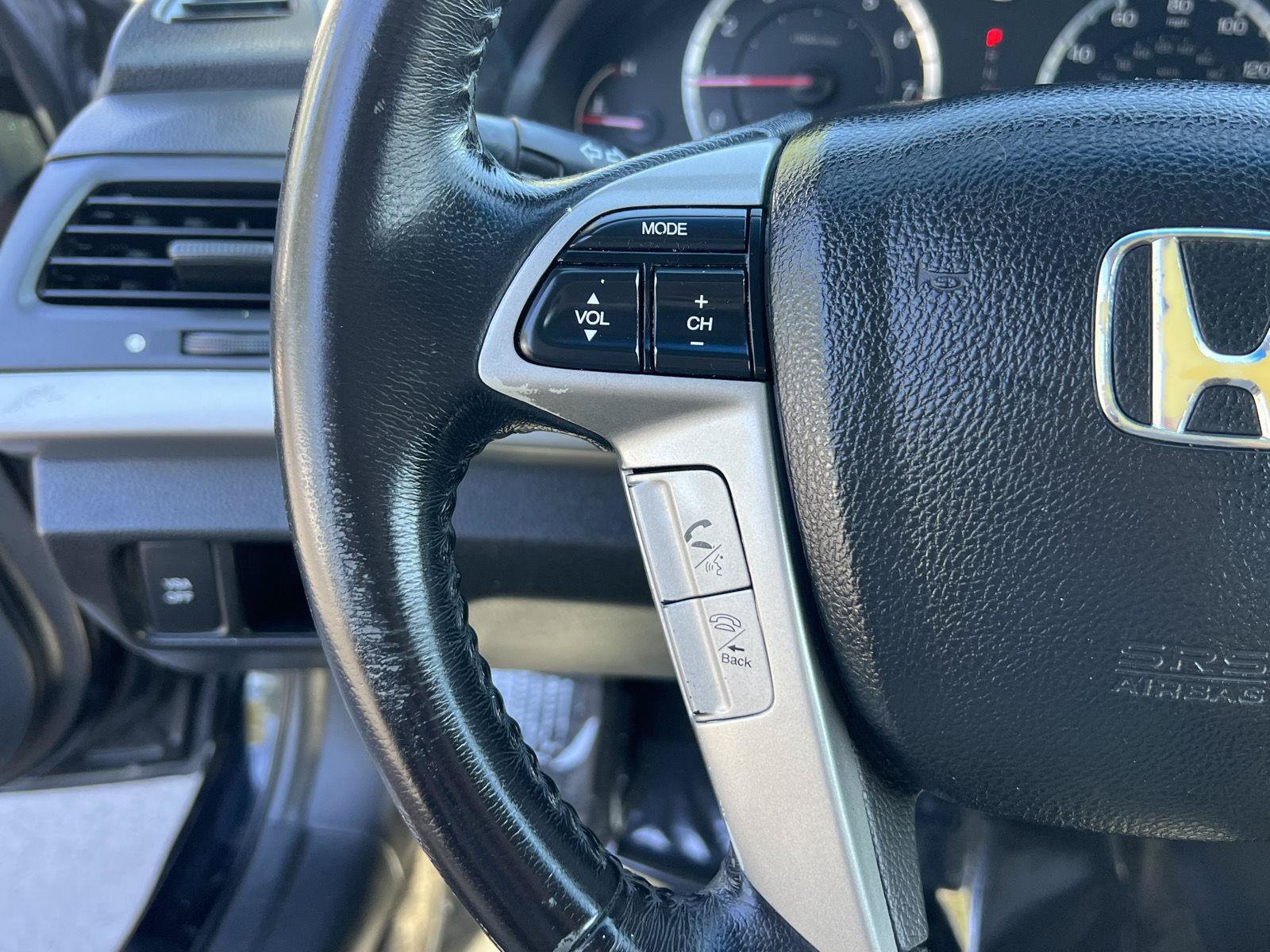 Used 2010 Honda Accord EX-L image 32