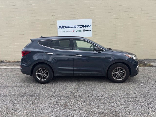 Used 2017 Hyundai Santa Fe Sport AWD/4WD image 2