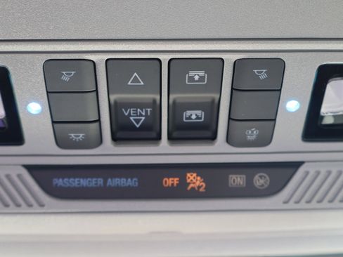 Used 2023 Ford Explorer XLT w/ Equipment Group 202A image 28