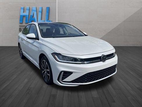 Used 2026 Volkswagen Jetta SE FWD image 7