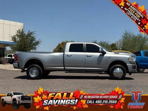 Used 2023 RAM 3500 Laramie AWD/4WD image 5