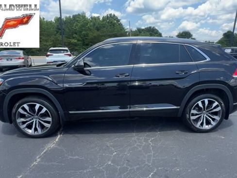 Used 2023 Volkswagen Atlas Cross Sport SEL Premium R-Line AWD/4WD image 5