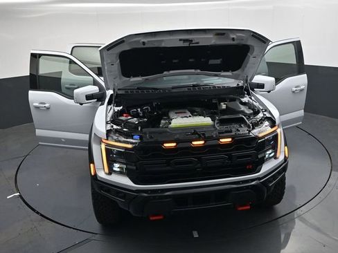 Used 2025 Ford F150 Raptor w/ Equipment Group 803A Raptor R image 38