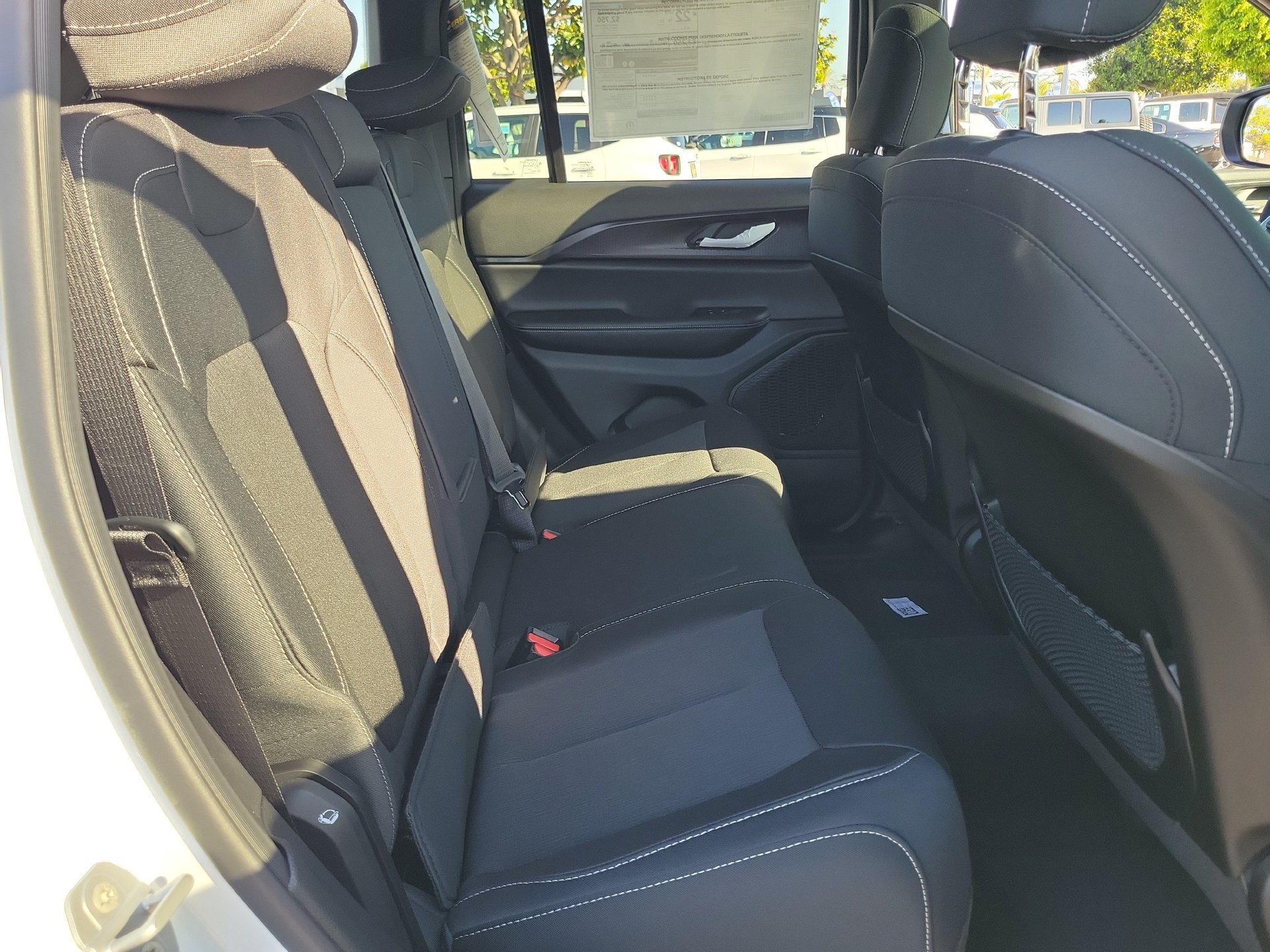 New 2026 Jeep Grand Cherokee Laredo X AWD/4WD image 17