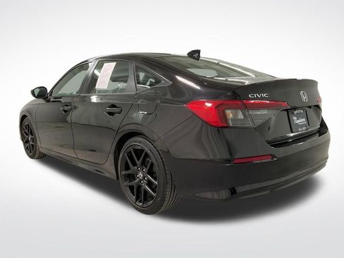 Used 2024 Honda Civic Sport image 2