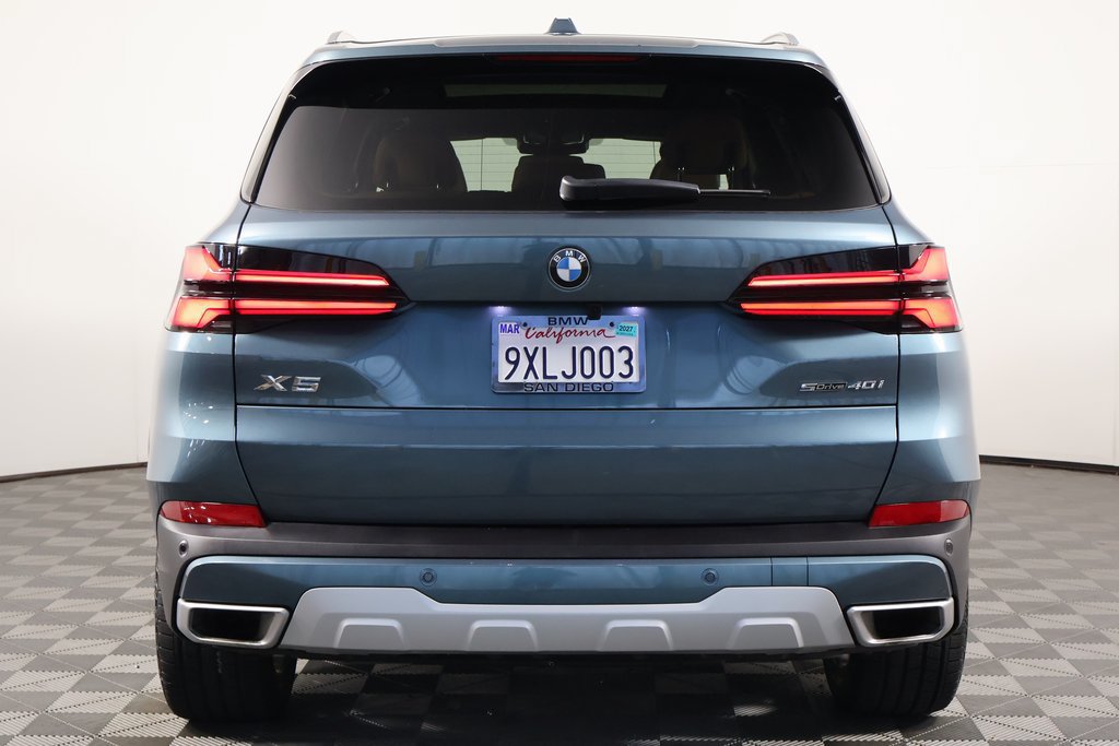 Certified 2026 BMW X5 sDrive40i w/ Executive Package RWD image 5