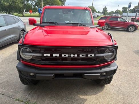 Used 2023 Ford Bronco Outer Banks w/ Sasquatch Package AWD/4WD image 1