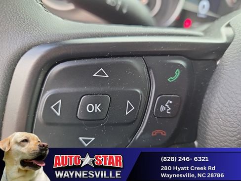 Used 2023 Jeep Gladiator Sport AWD/4WD image 7