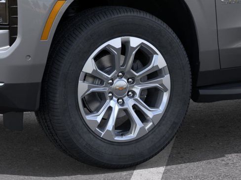 New 2026 Chevrolet Suburban LT w/ Comfort Package image 33