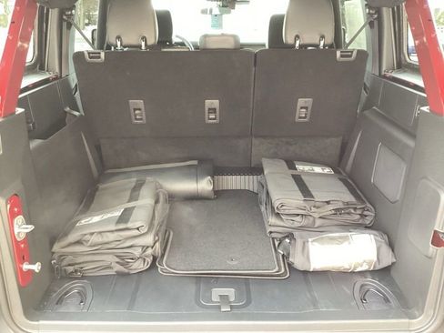 New 2025 Ford Bronco Badlands image 13