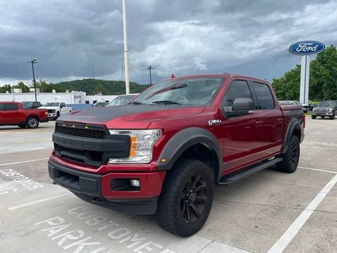 Used 2018 Ford F150 XLT w/ Equipment Group 302A Luxury AWD/4WD image 3