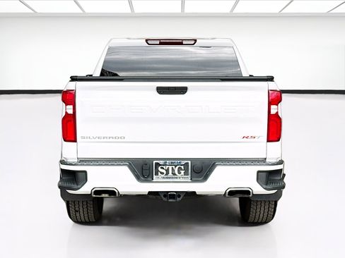 Used 2022 Chevrolet Silverado 1500 RST w/ Z71 Off-Road Package AWD/4WD image 5