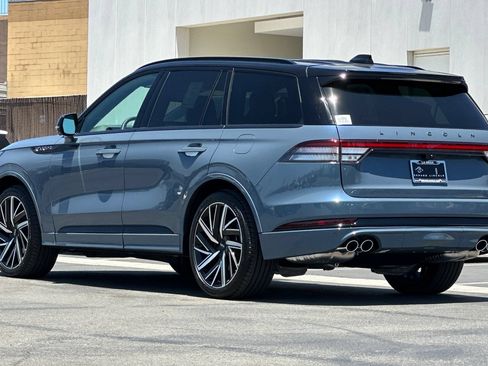 New 2026 Lincoln Aviator Black Label w/ Black Label Special Edition AWD/4WD image 5