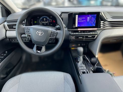 New 2026 Toyota Camry LE image 18