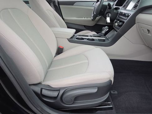 Used 2017 Hyundai Sonata ECO image 19