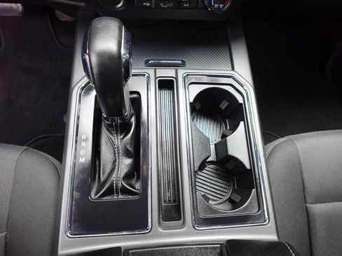 Used 2020 Ford F150 XLT w/ Equipment Group 302A Luxury AWD/4WD image 23