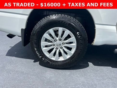 Used 2021 Nissan Titan SV w/ SV Convenience Package AWD/4WD image 7