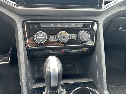 Used 2022 Volkswagen Atlas SEL Premium AWD/4WD image 20