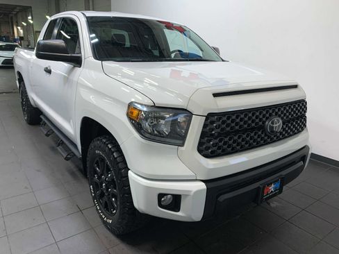 Used 2020 Toyota Tundra SR5 image 2