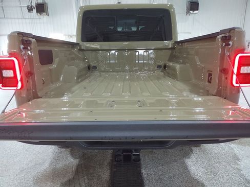 New 2026 Jeep Gladiator Mojave AWD/4WD image 28