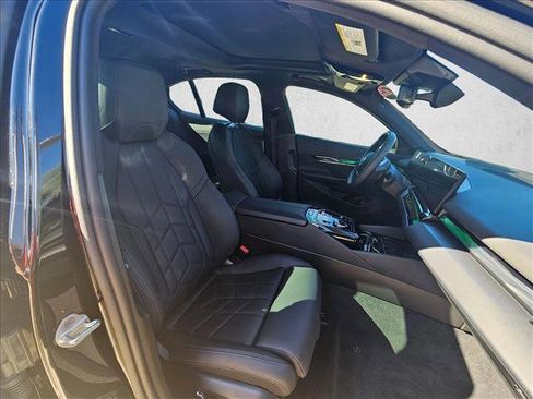 Certified 2025 BMW i5 eDrive40i w/ Premium Package image 16