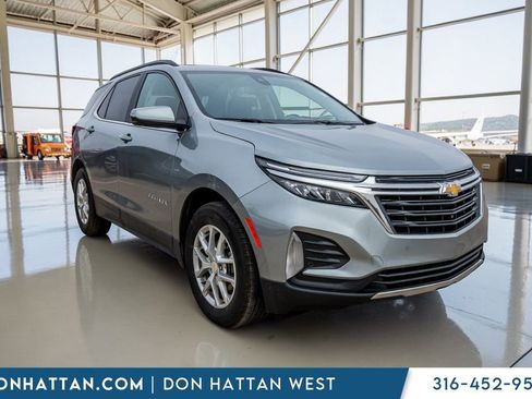 Used 2023 Chevrolet Equinox LT image 37